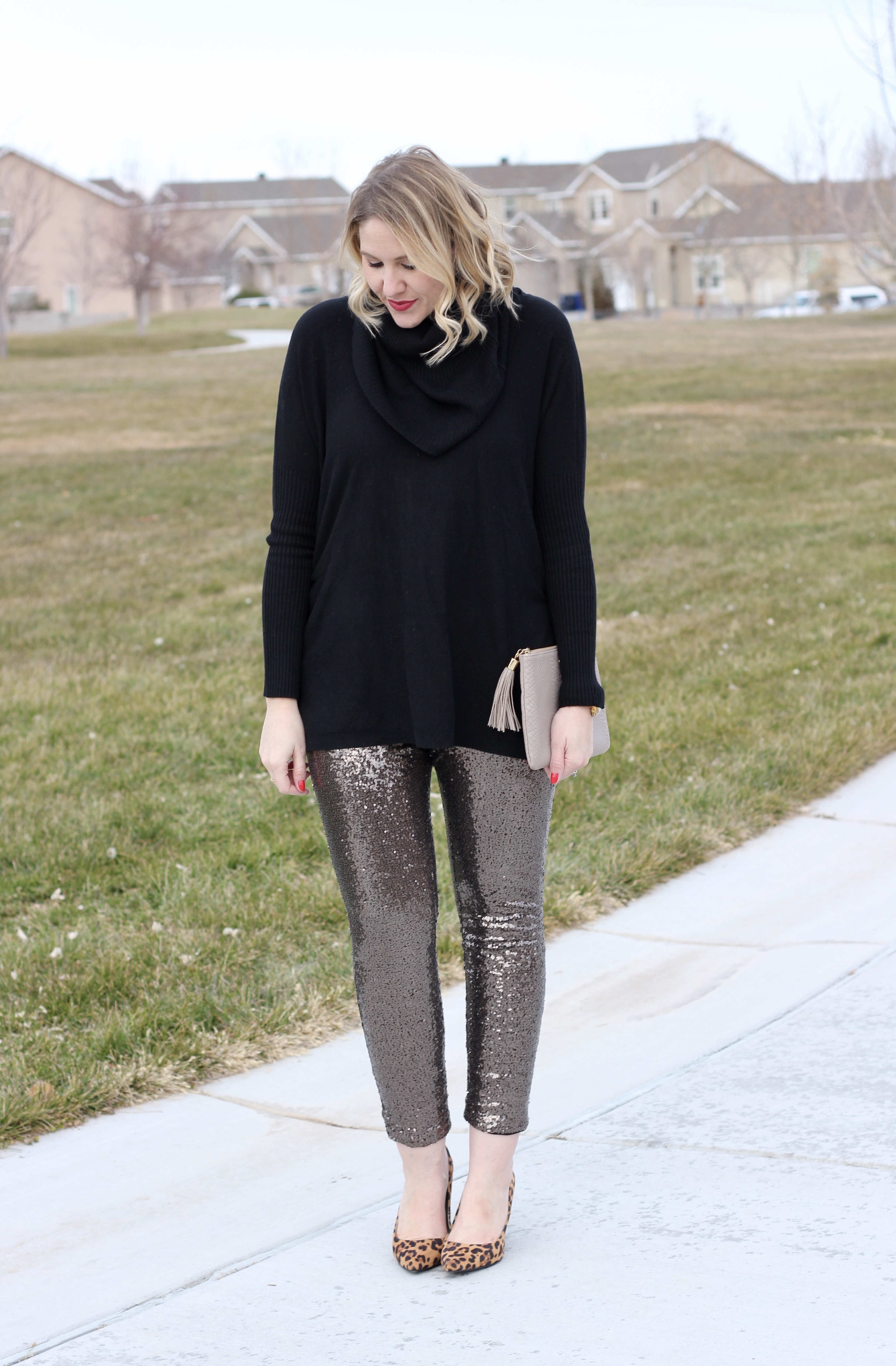 Sequin Pants & The Weekly Style Edit Link Up - Middle of Somewhere