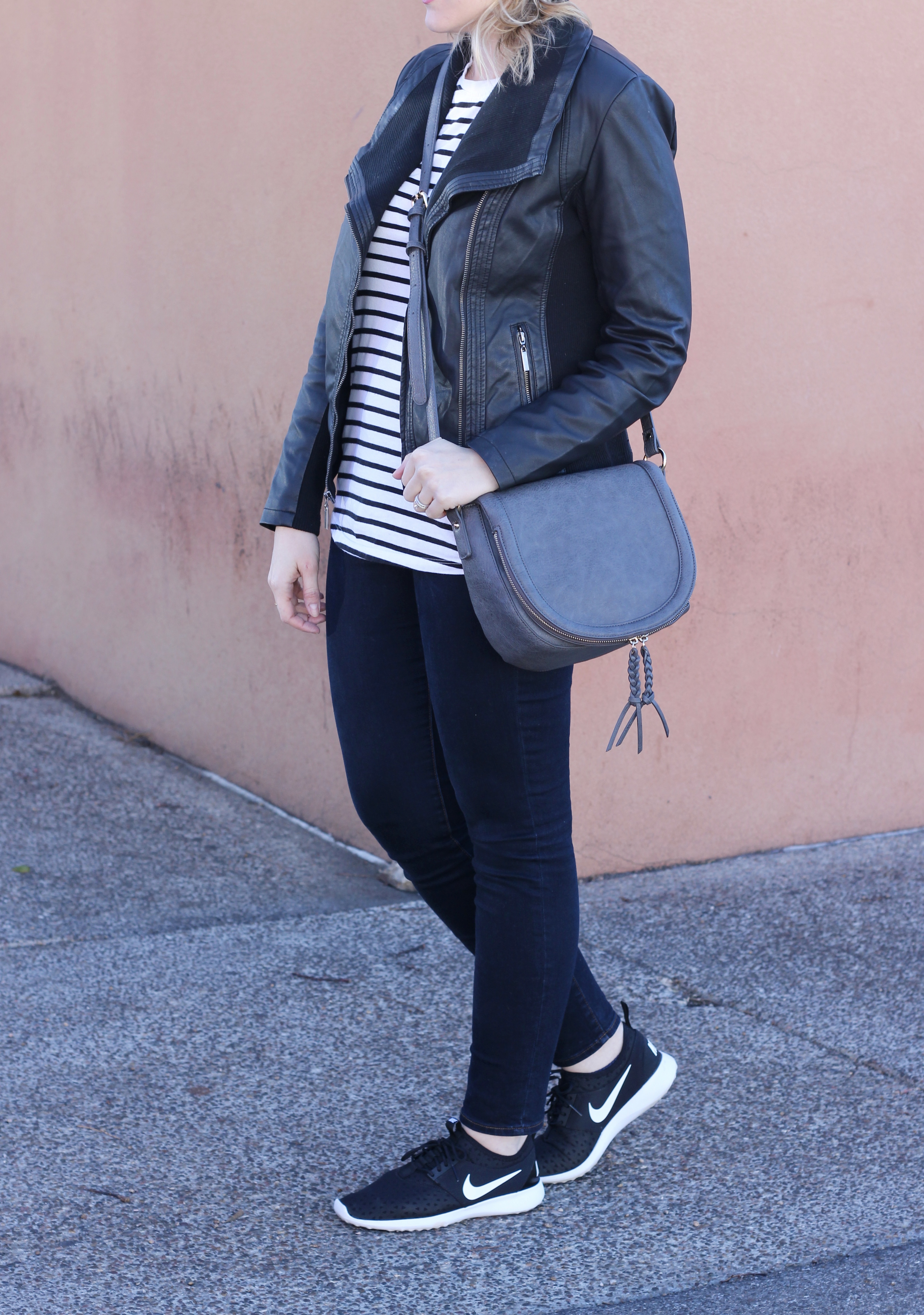 casual and cute mom style