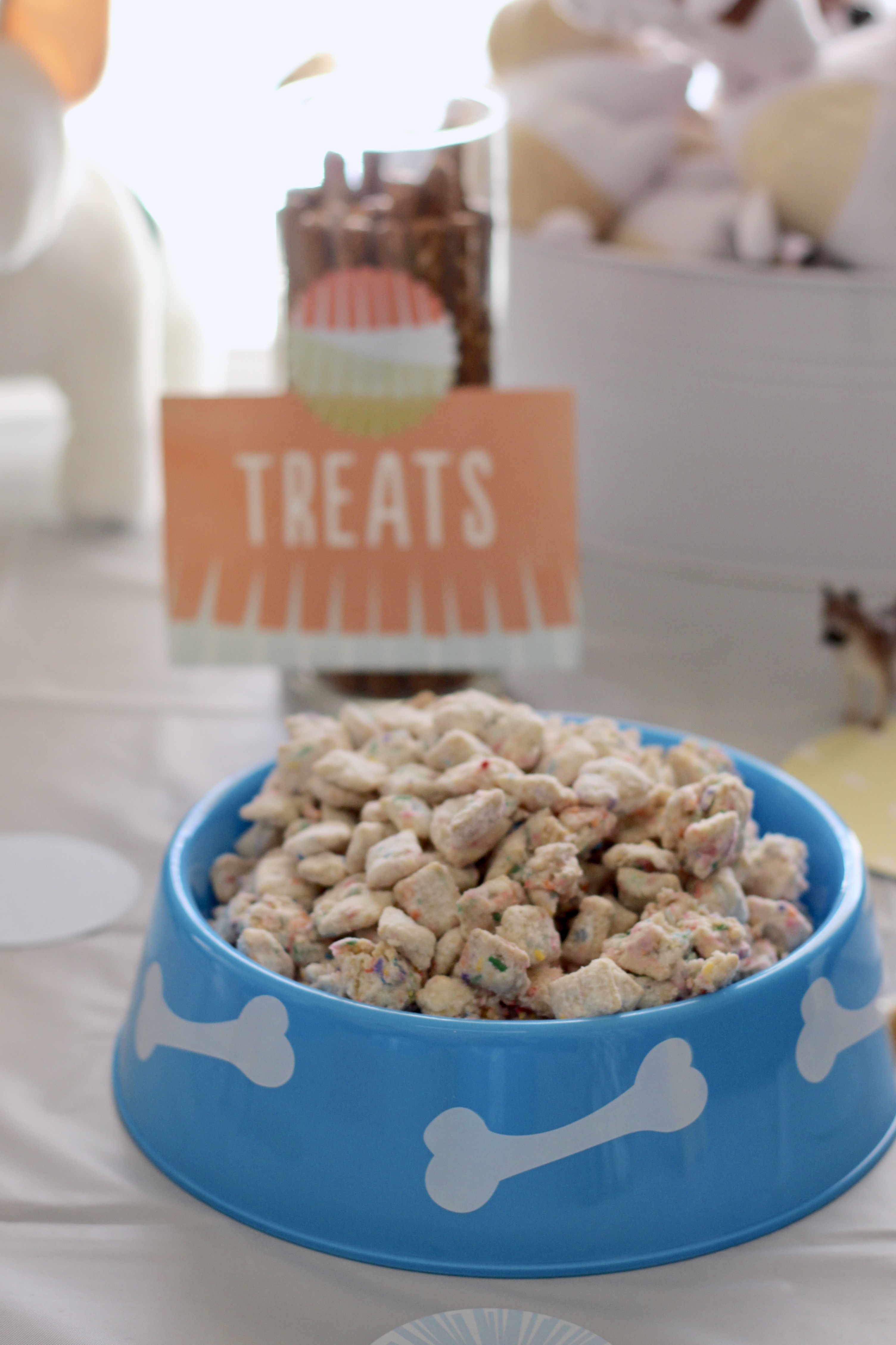 birthday cake puppy chow