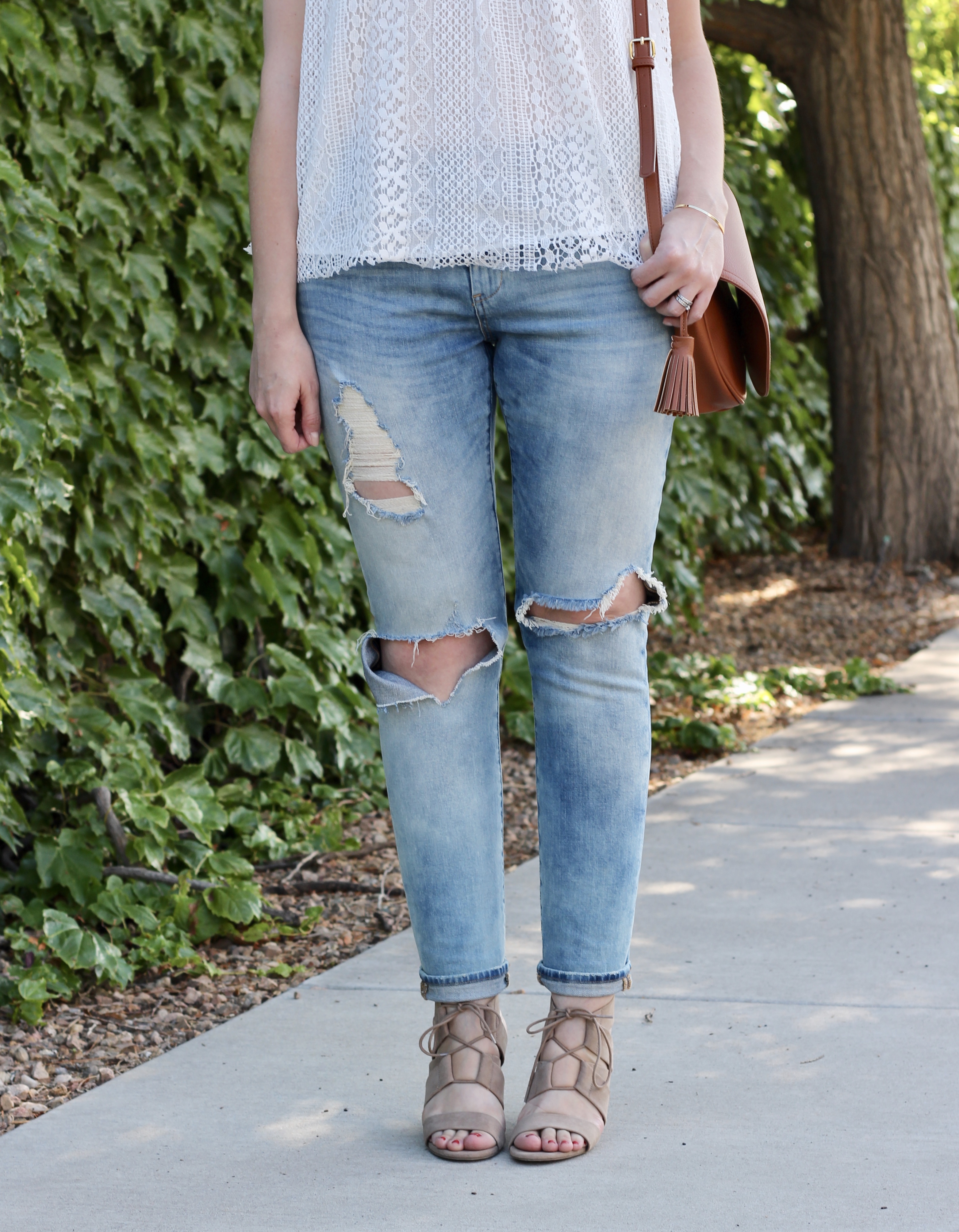 the best distressed jeans