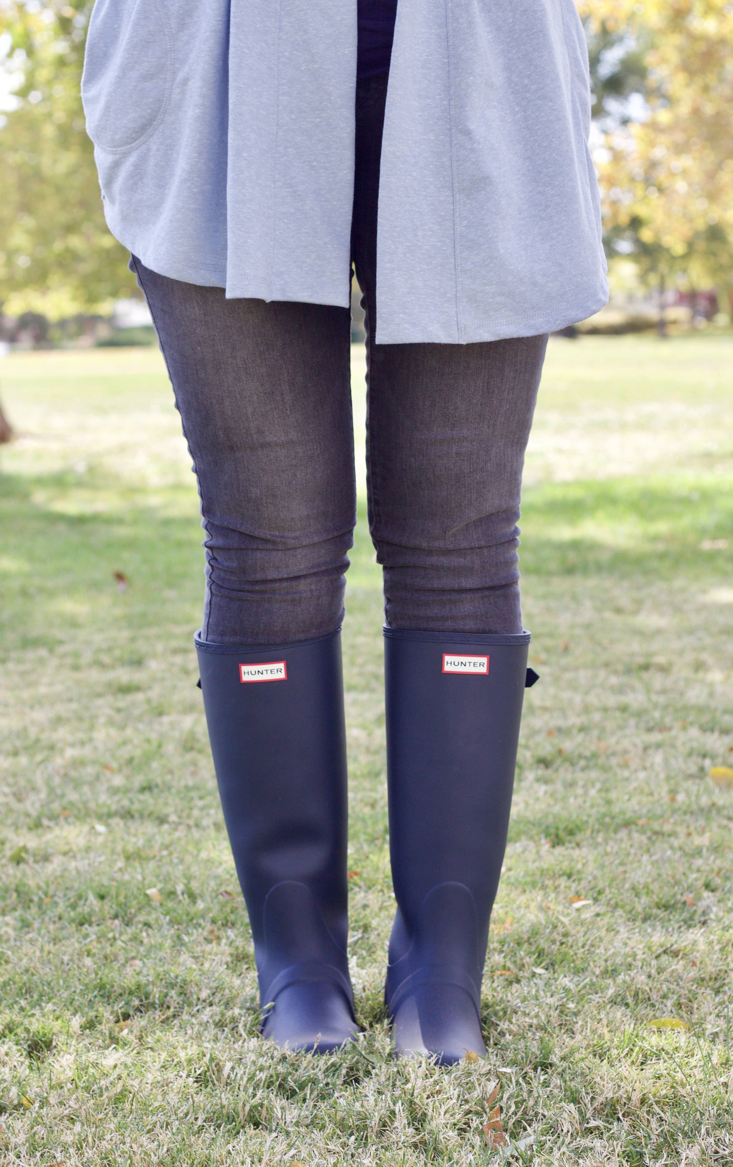 Navy blue matte outlet hunter boots