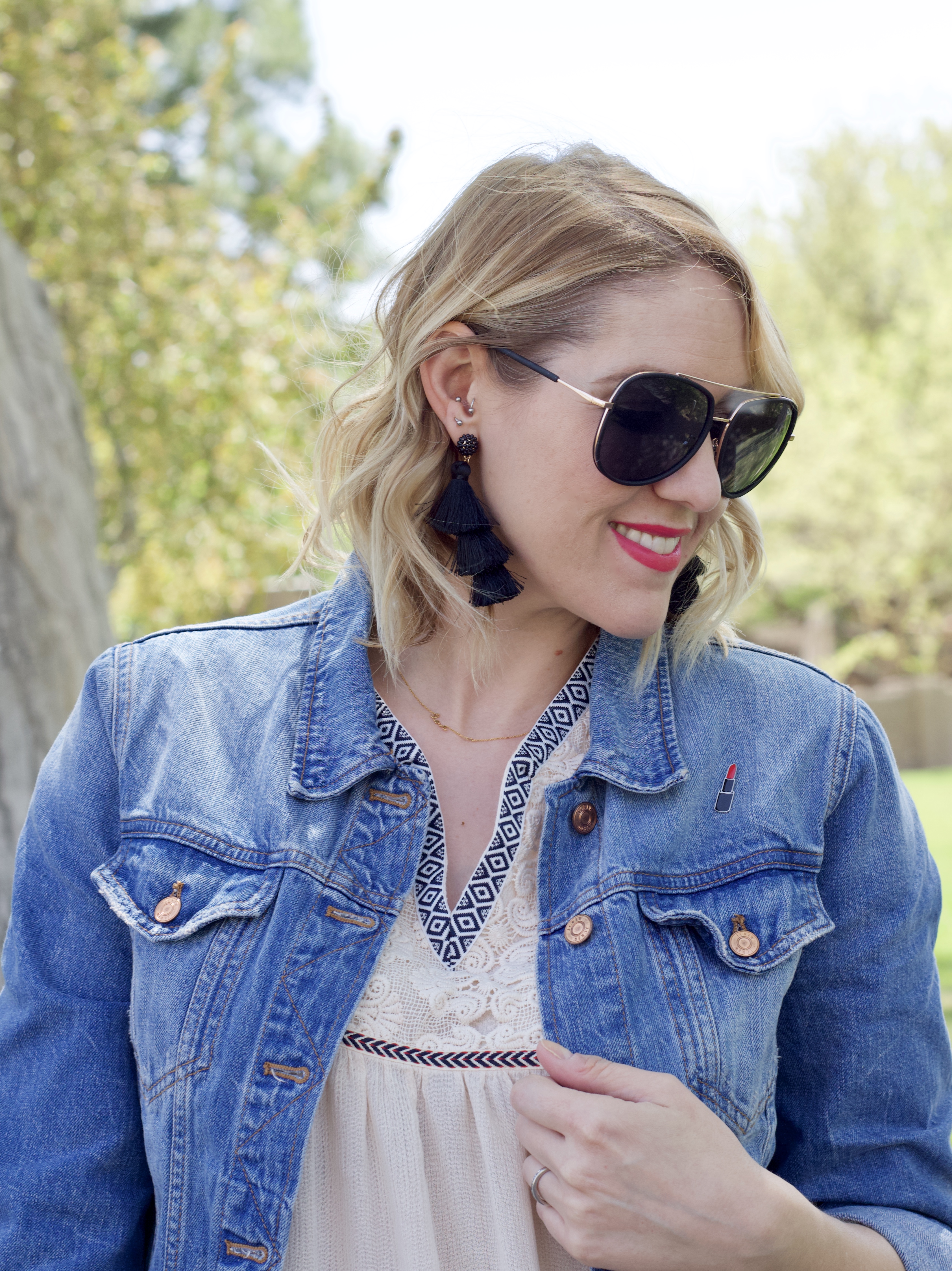 jcrew classic jean jacket, baublebar tassel earrings # baublebar #tasselearrings #denimjacket #quaysunglasses