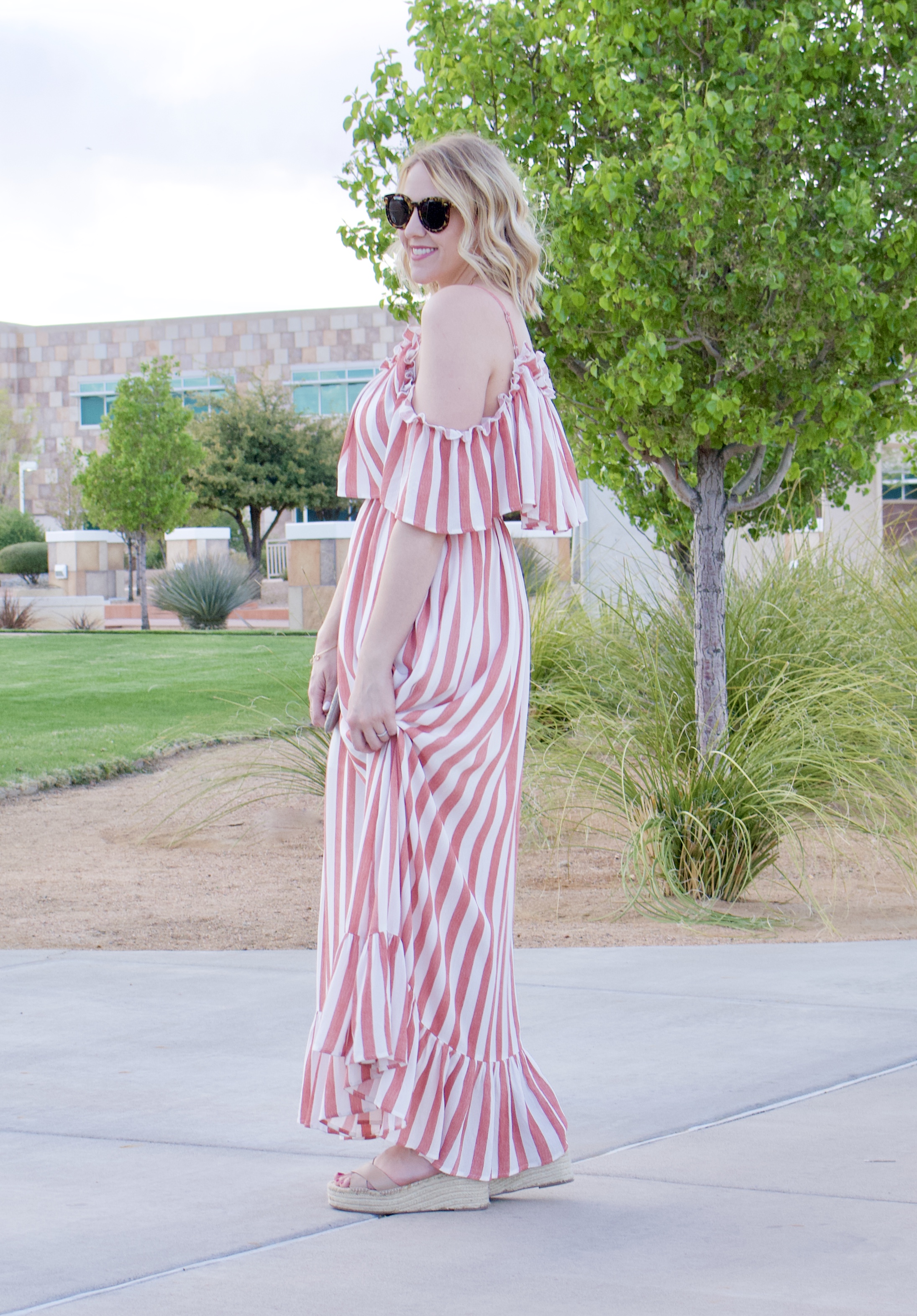 open shoulder maxi dress pink blush #maxidress #springstyle #pinkblush #momstyle