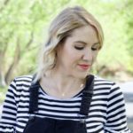 bright red lipstick urban decay for daytime #redlipstick #urbandecay #overalls #springstyle