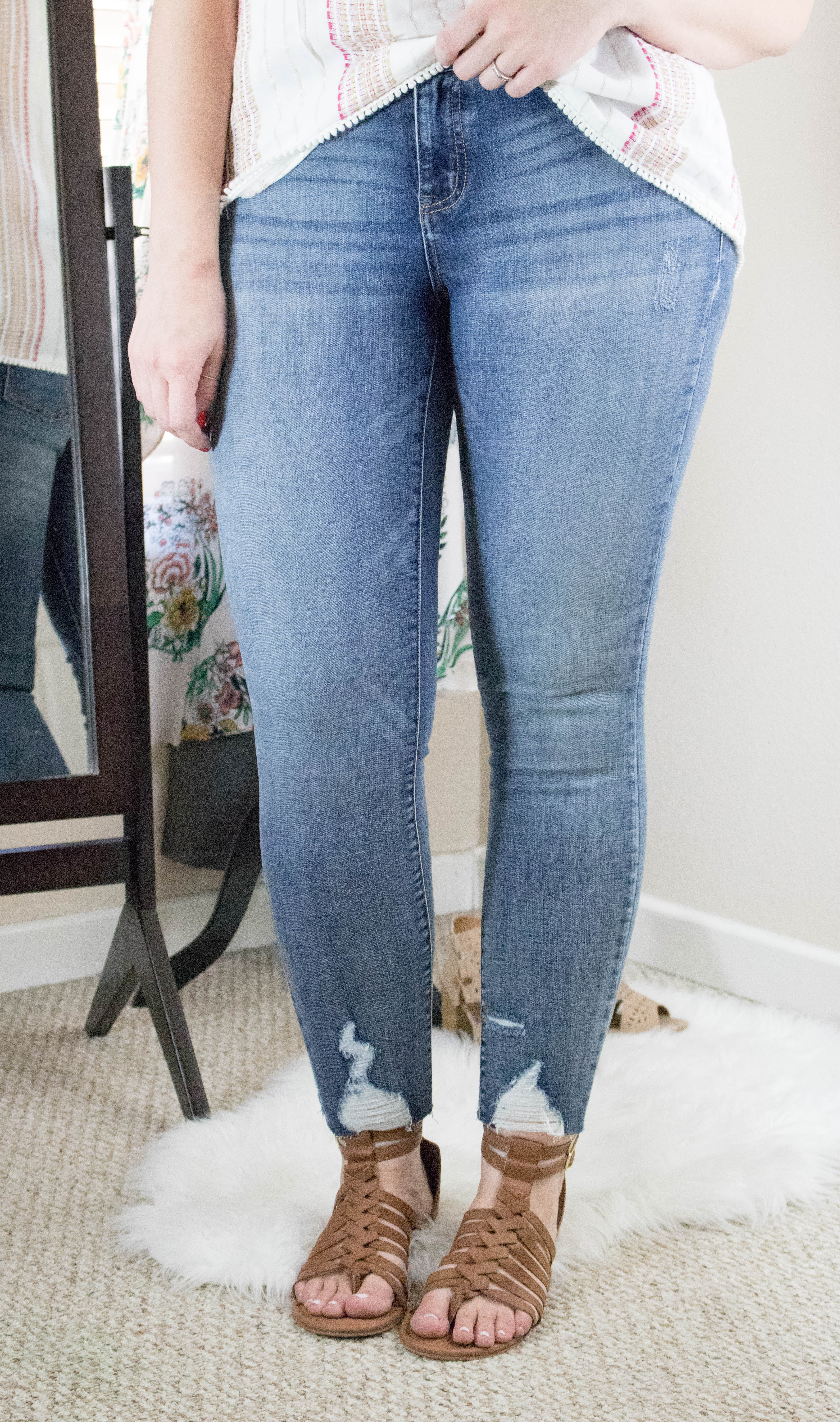 distressed denim maurices #distresseddenim #skinnyjeans #outfitdetails