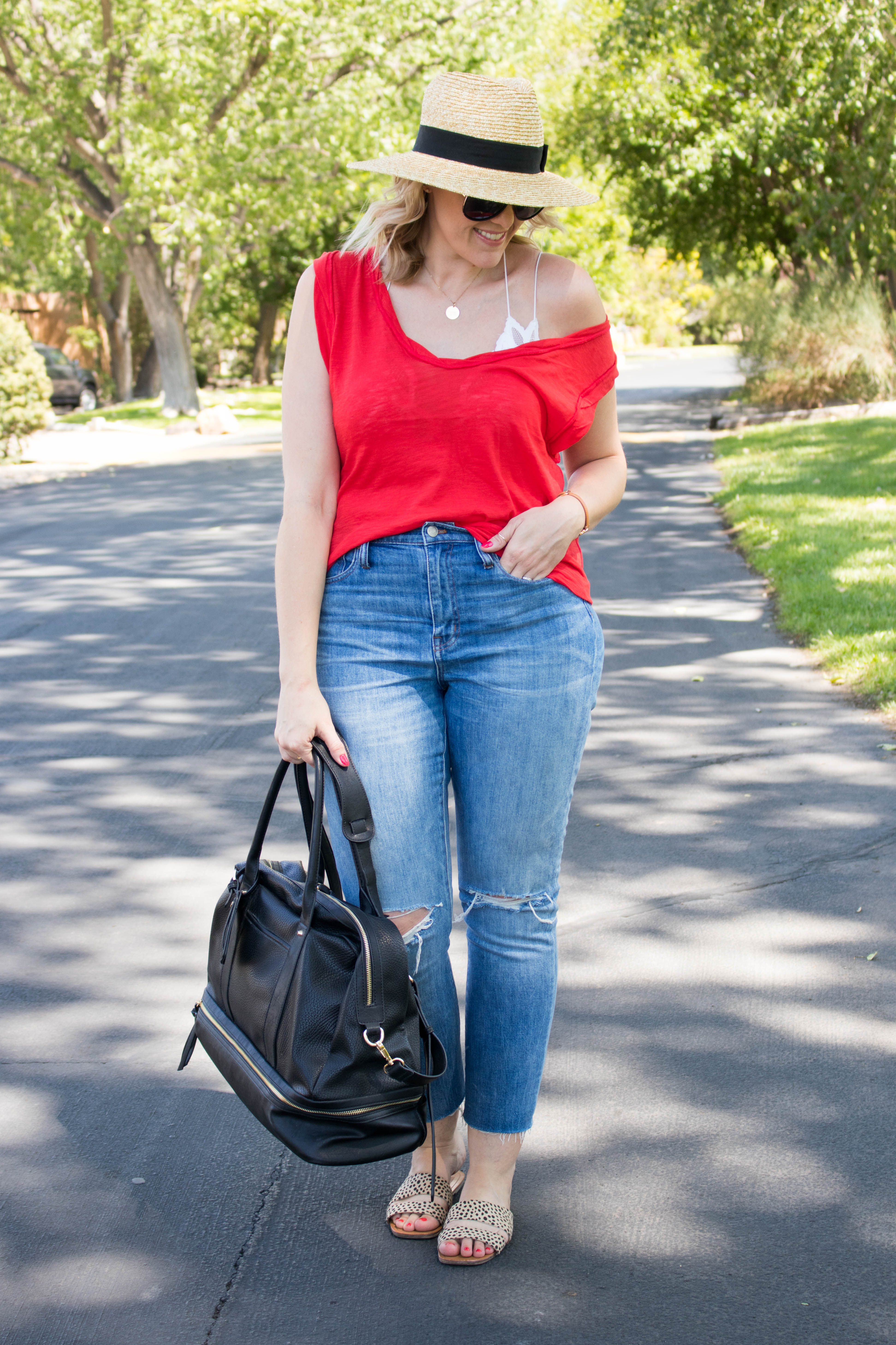 what to wear for summer travel #momstyle #freepeople #madewell #traveloutfit