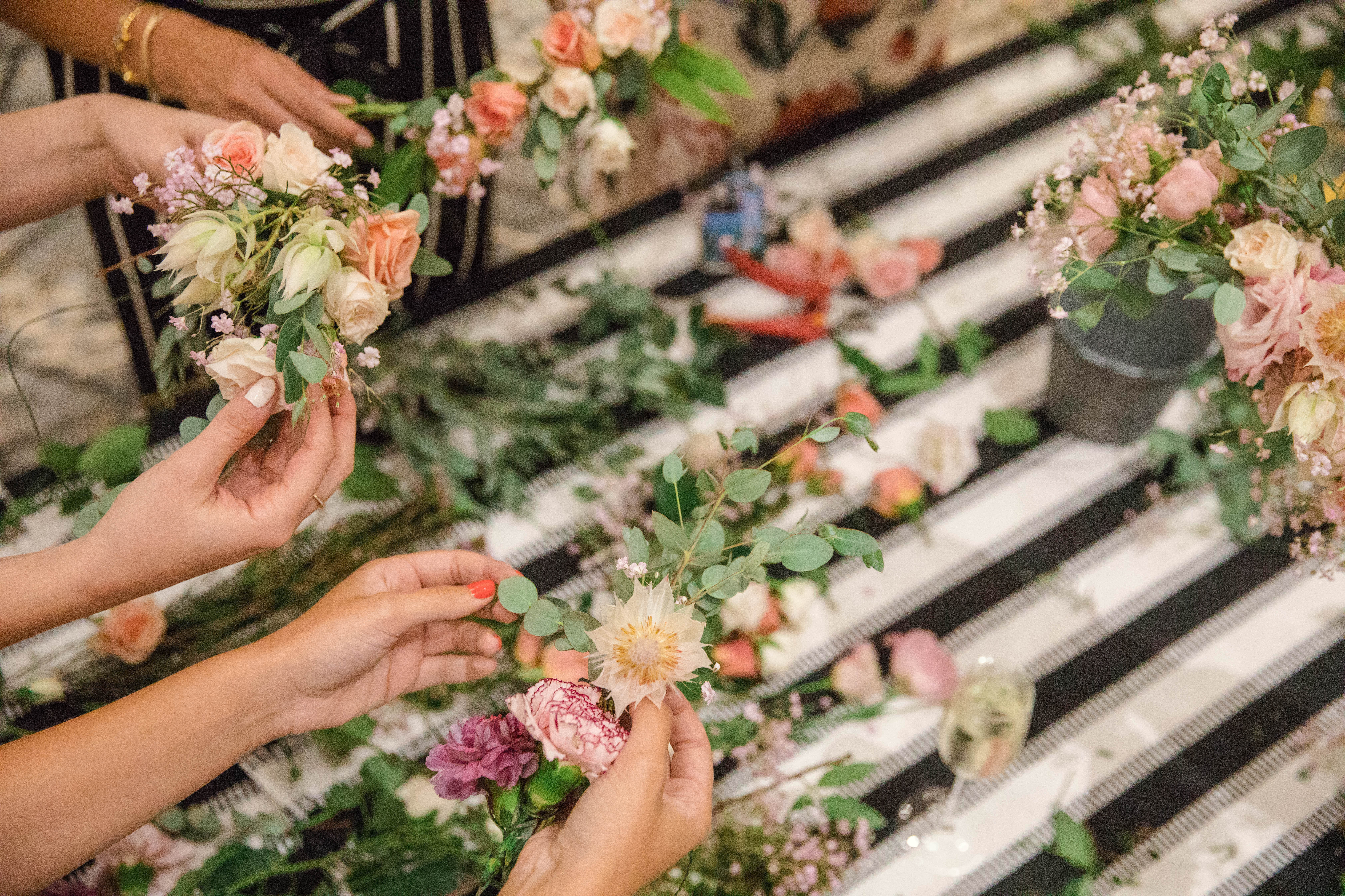 making flower crowns #flowercrowns #tbscon #flowers