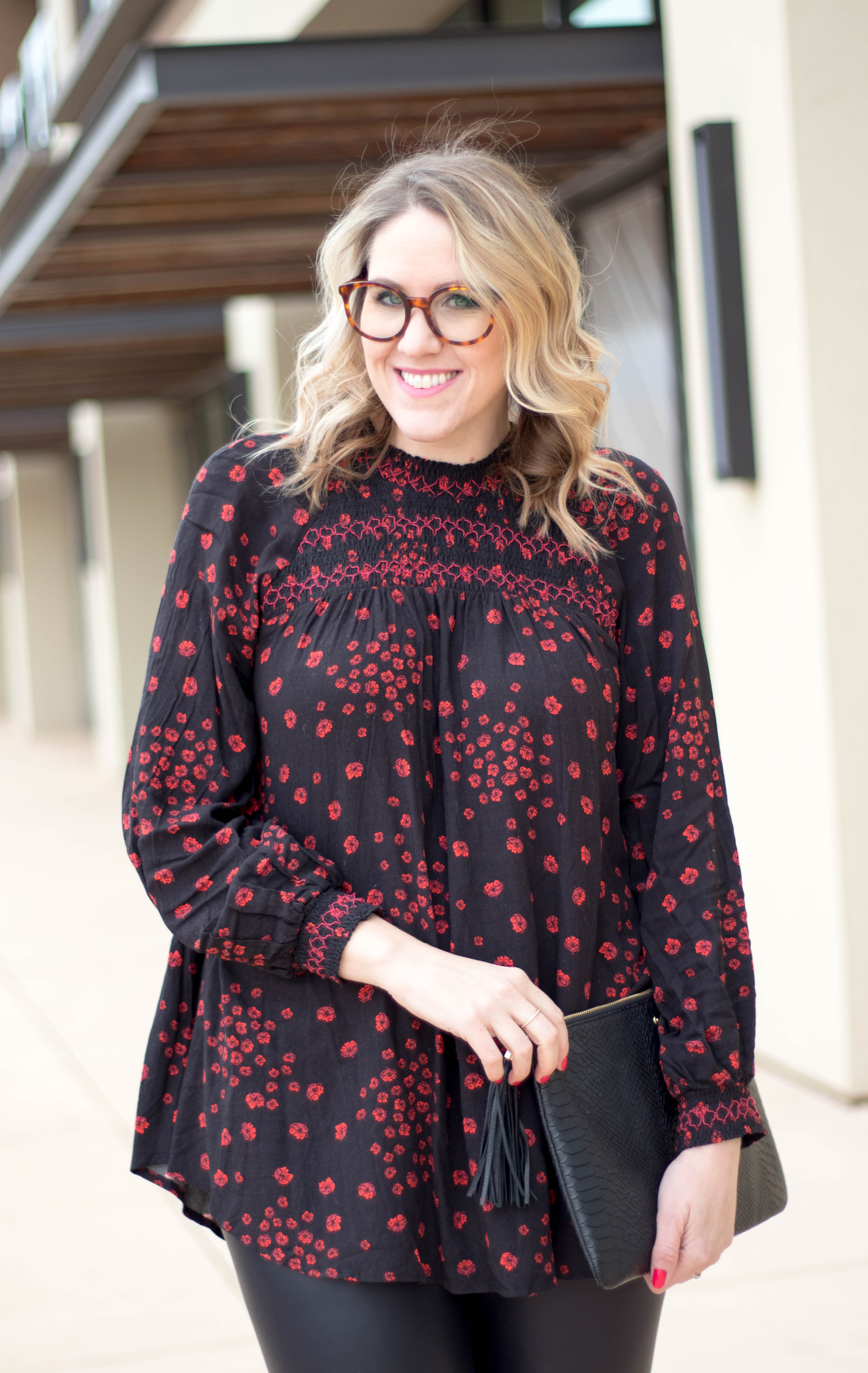 free people tunic outfit #freepeople #winterfashion #roundglasses