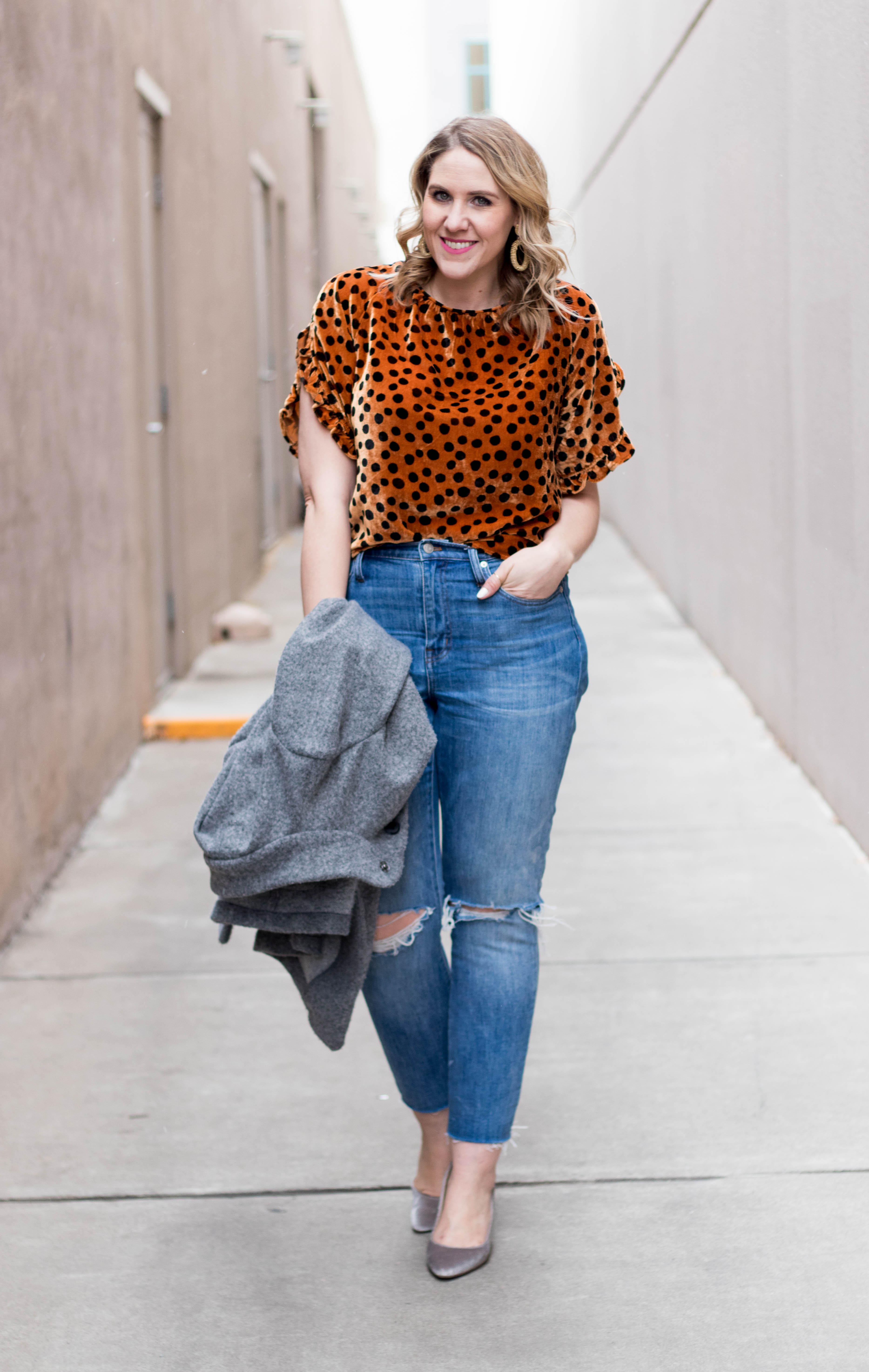 how to style a velvet top #velvet #madewell #madewelloutfit