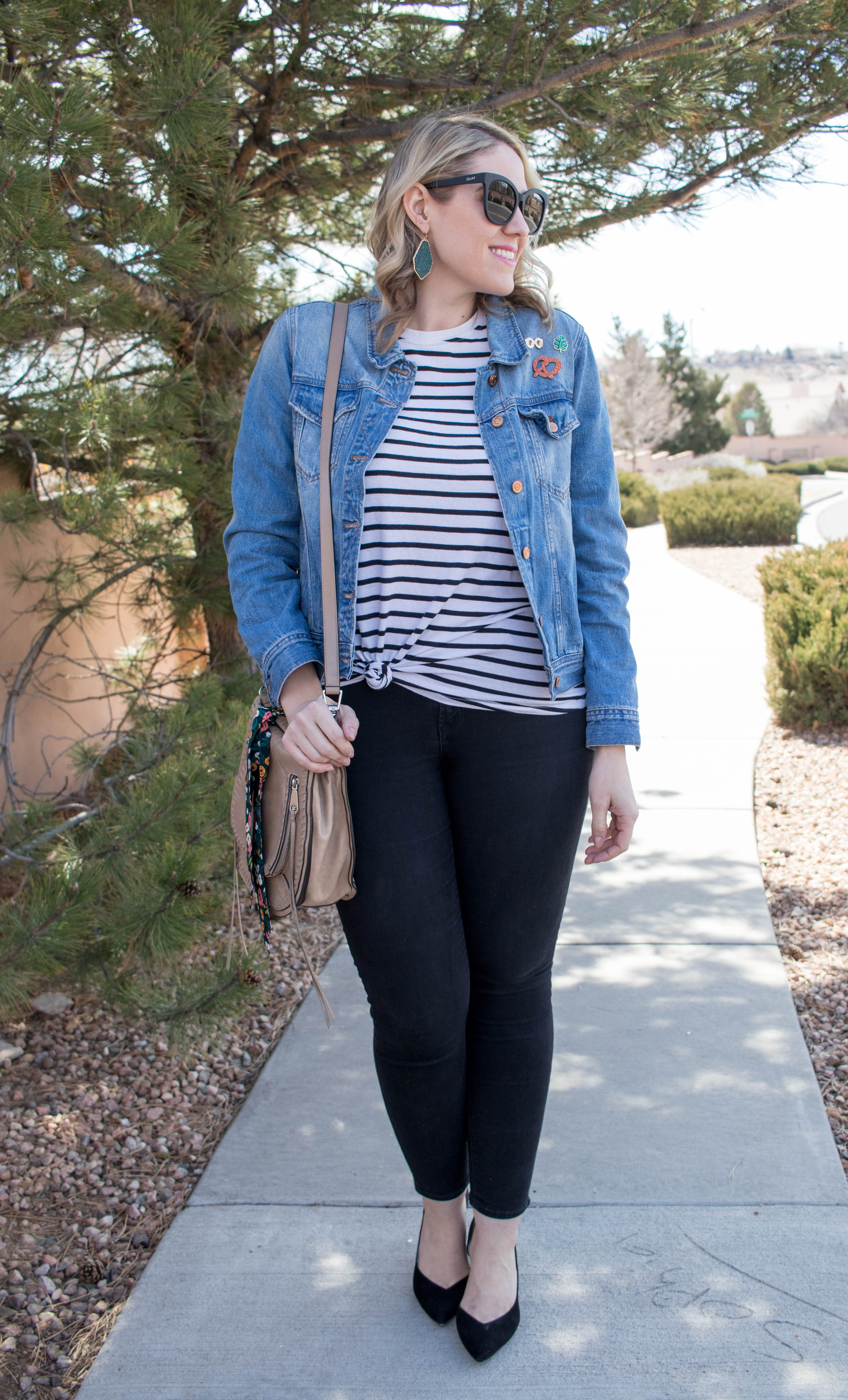 classic denim jacket jcrew outfit #theweeklystyleedit #momstyle #denimjacket