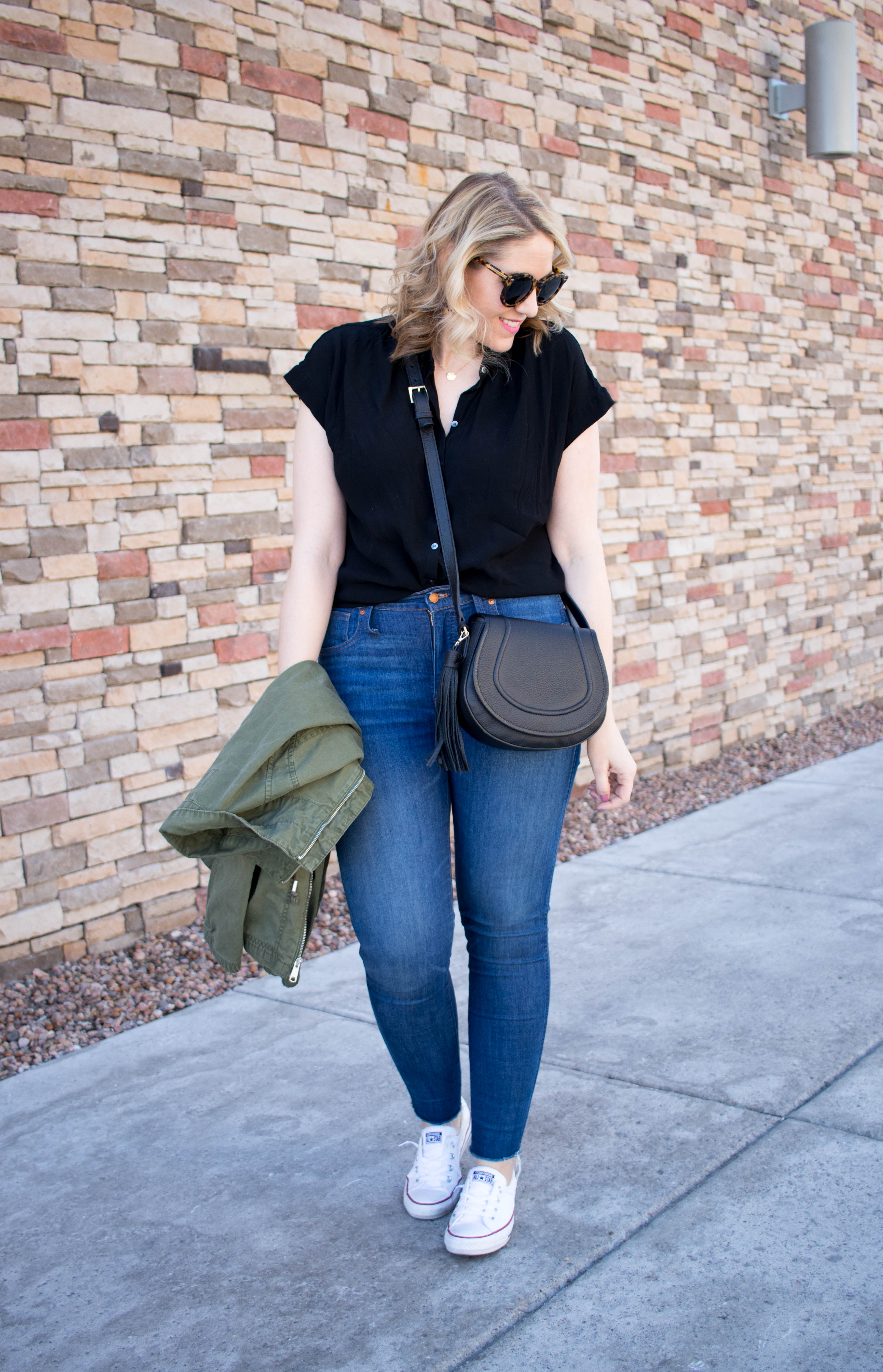 madewell jeans and central drapey shirt outfit #everydaymadewell #madewell #jeansoutfit