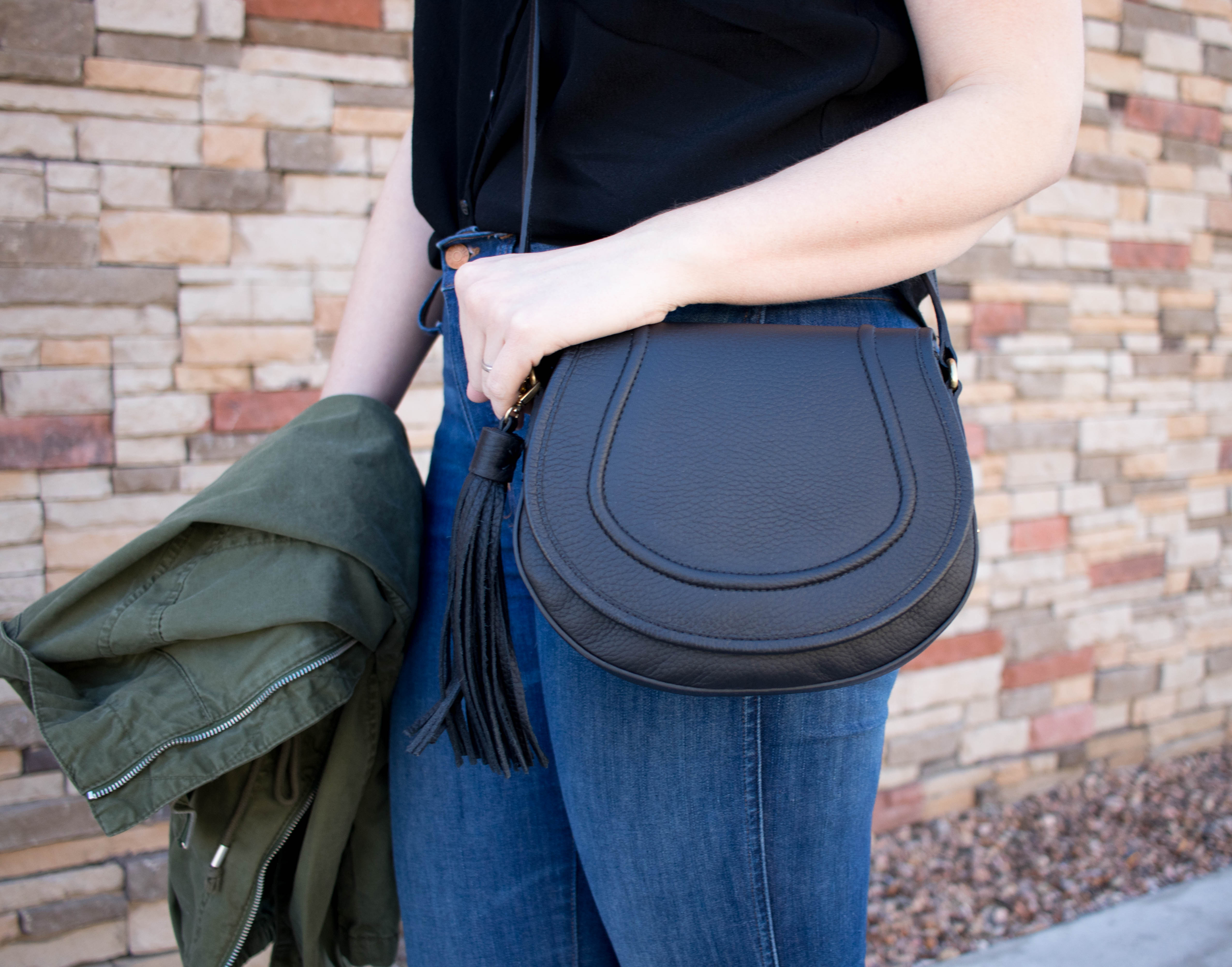 Gigi New York Jenni saddle bag #giginewyork #outfitdetails #blackpurse