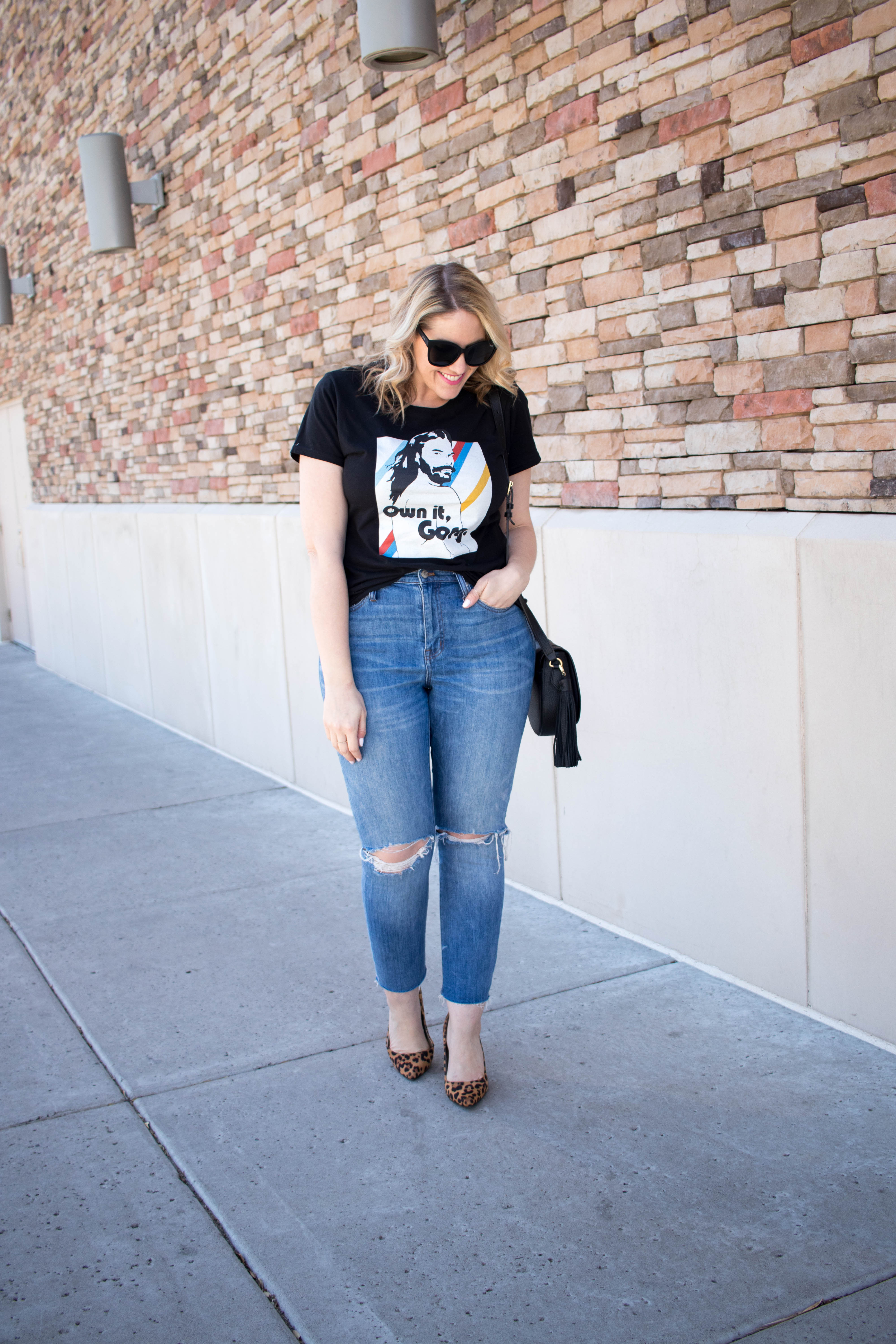 Graphic Tee and Boyfriend Jeans The Weekly Style Edit Middle of Somewhere