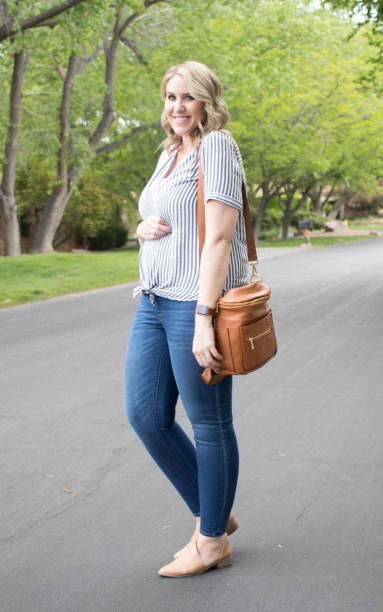 My New Favorite Maternity Jeans: The Weekly Style Edit - Middle of ...
