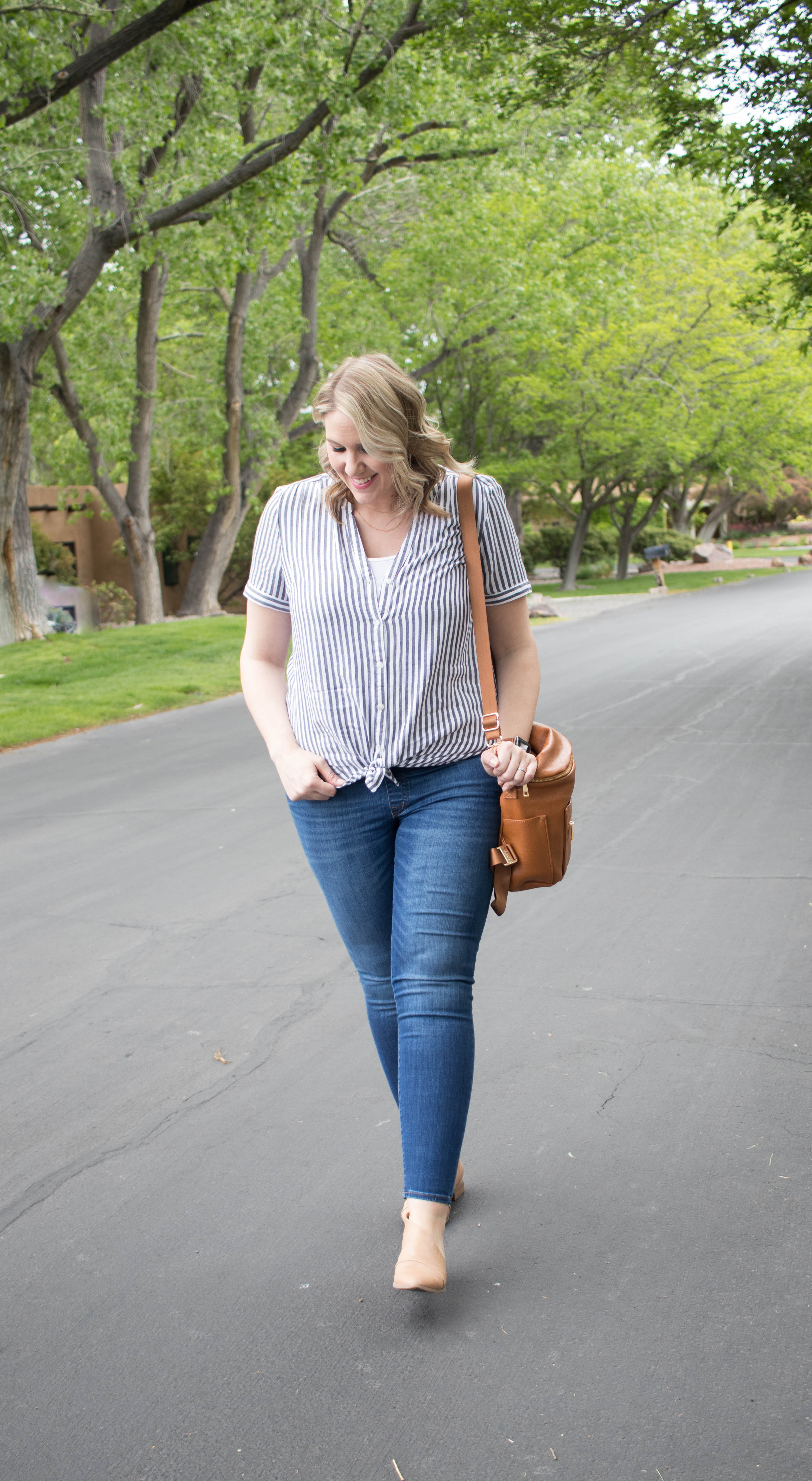 spring maternity style outfit #springstyle #maternityoutfit #bumpstyle