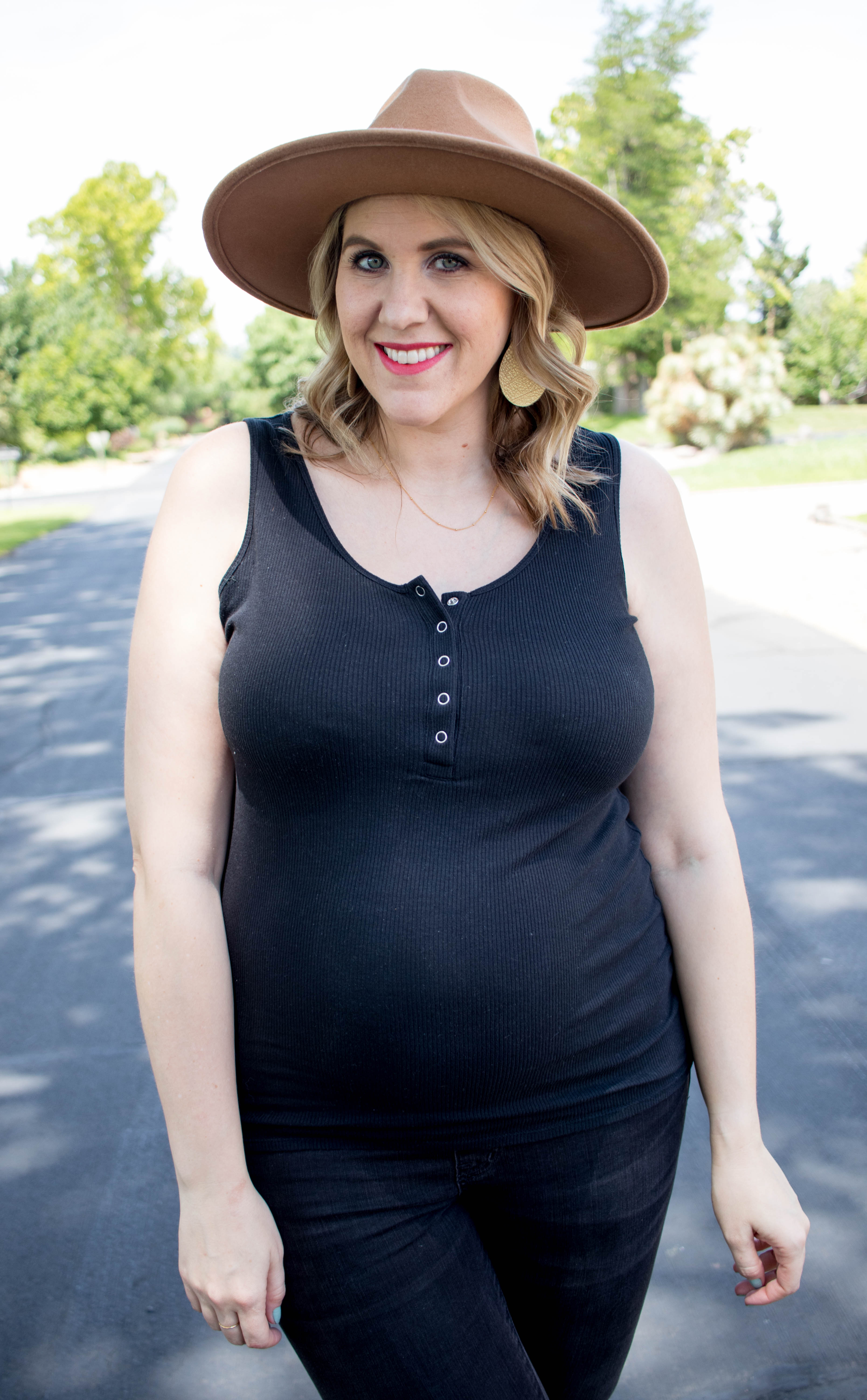 gap henley maternity nursing friendly tank #maternity #bumpstyle #gap