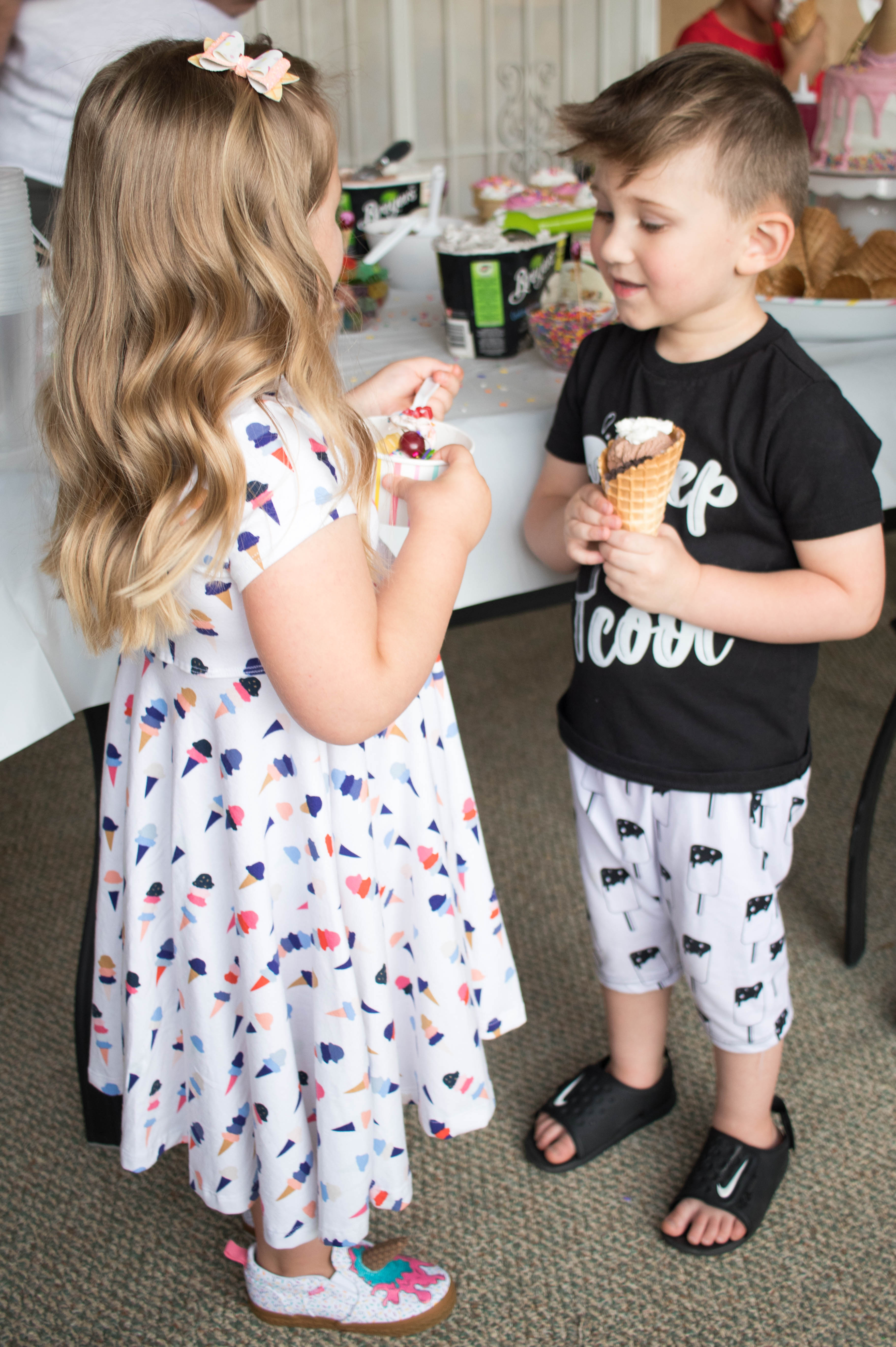 ice cream dress for ice cream themed birthday party #icecream #kidsparty #birthdaypartyideas 