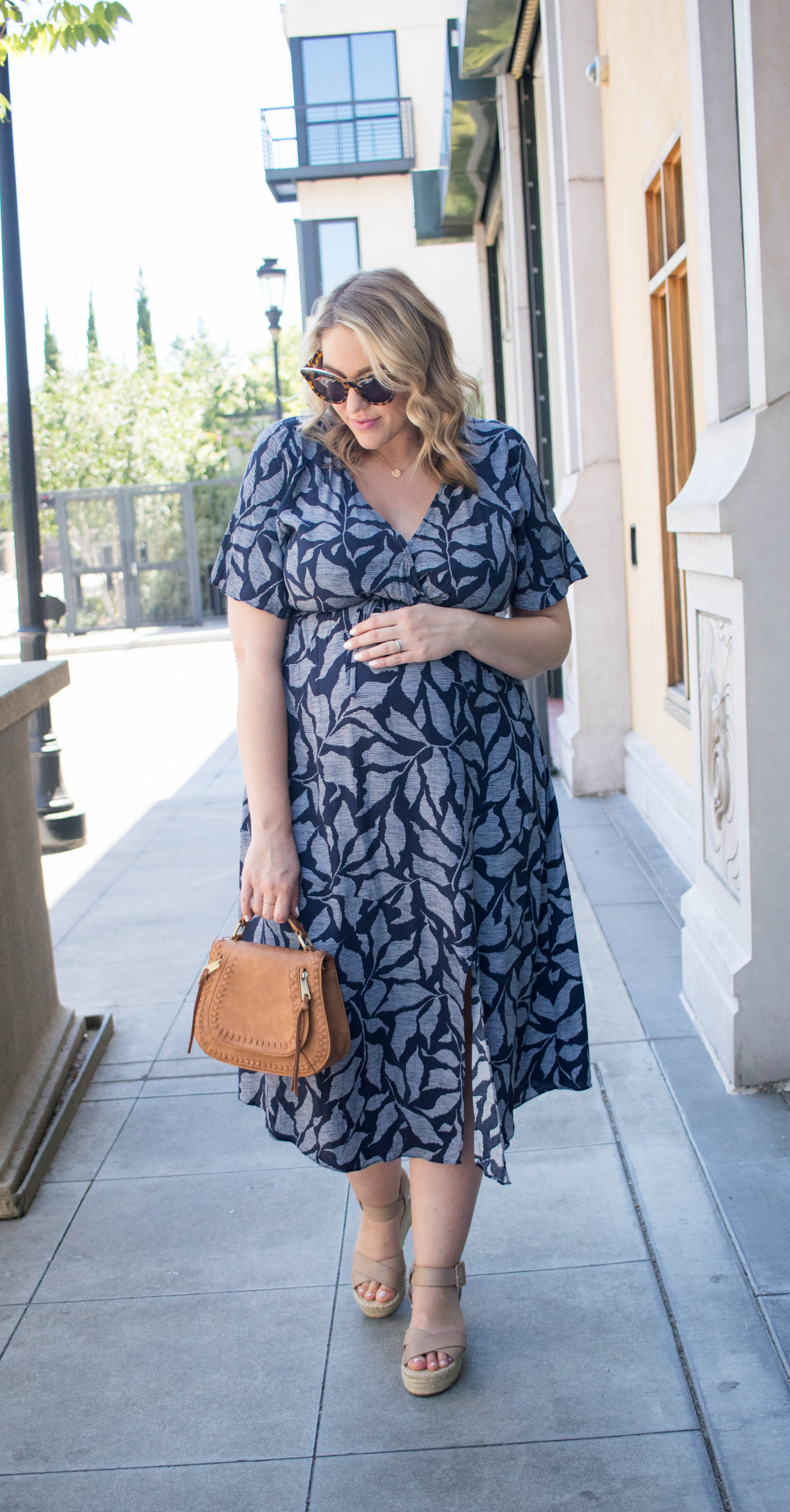flutter sleeve maternity dress Ingrid & Isabel outfit #maternityfashion #styleblogger #ltkbump