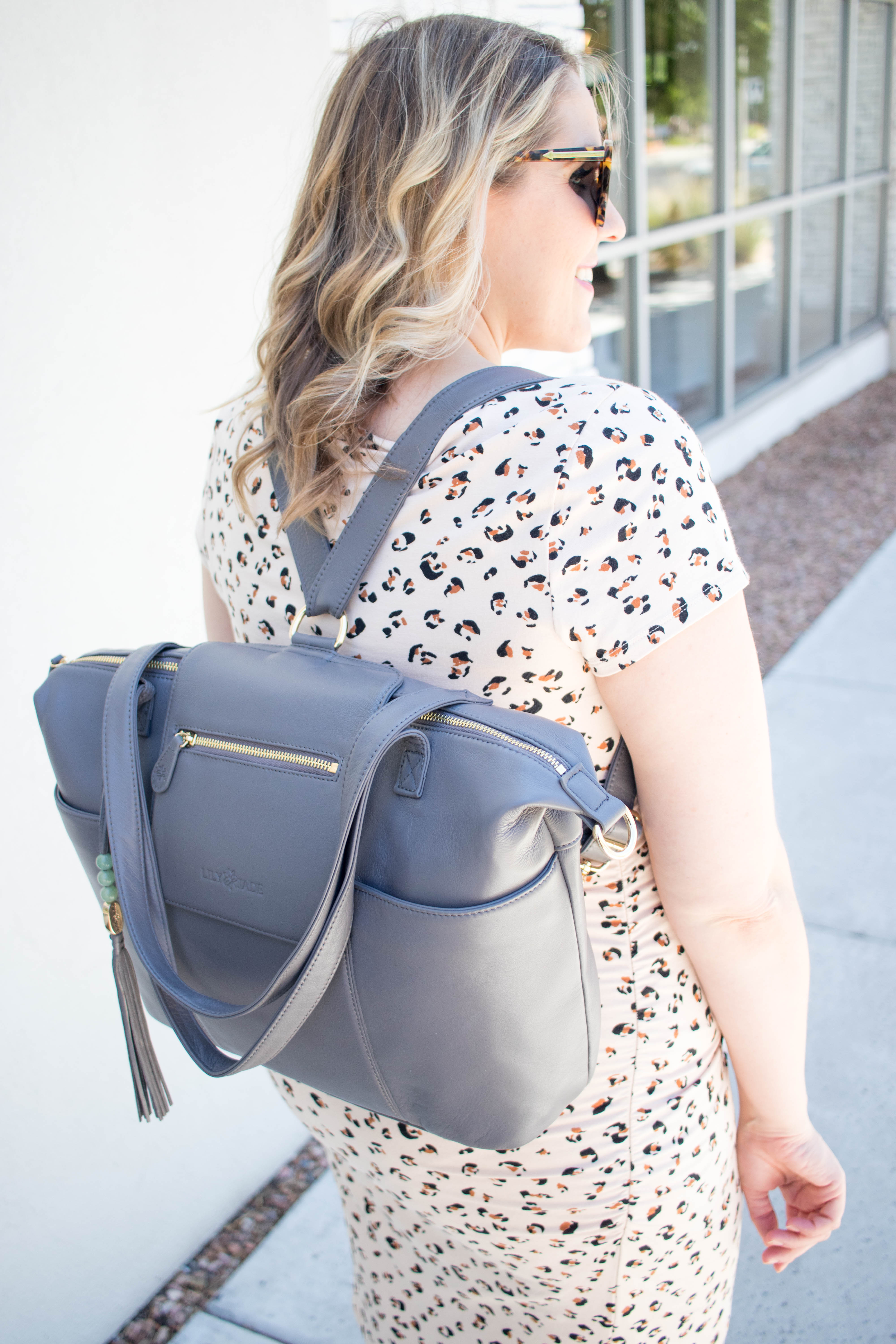 lily jade gray diaper bag Madeline #lilyjade #diaperbag #momstyle #momlife