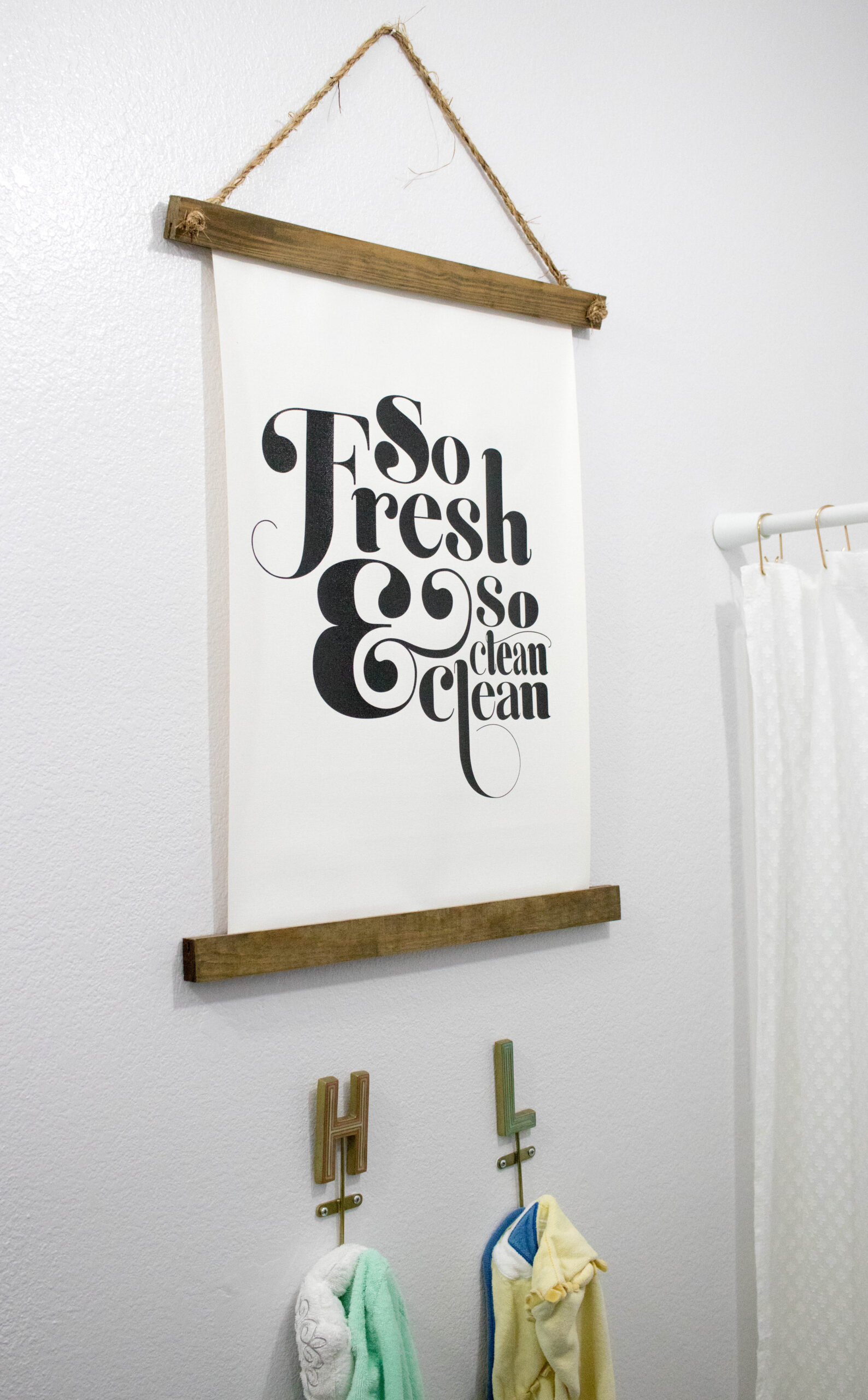 so fresh and so clean clean bathroom decor #bathroomdecor #guestbathroom #kidsbathroom