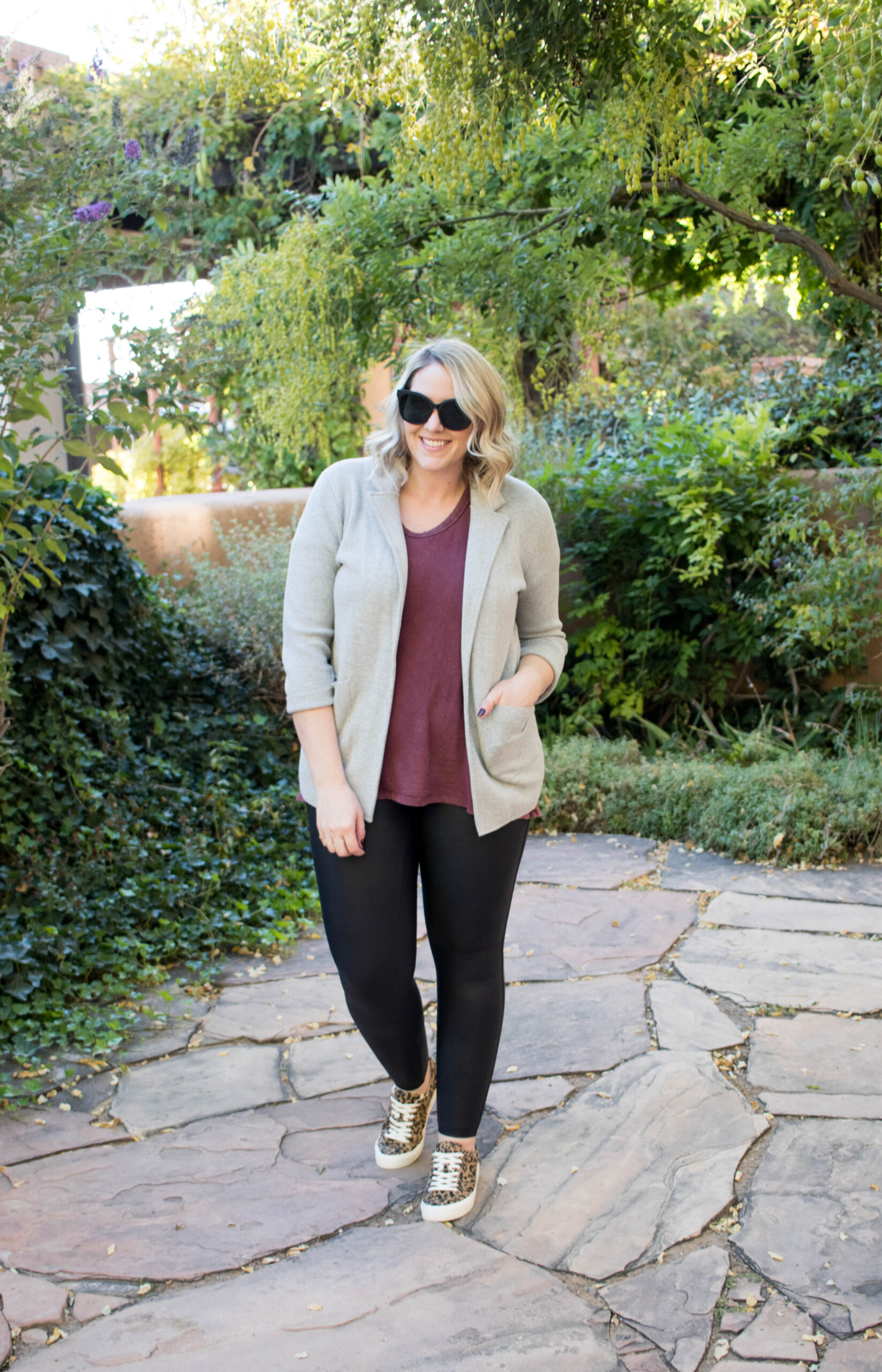 fall layers outfit with spanx leggings #falloutfitideas #curvystyle #jcrewblazer