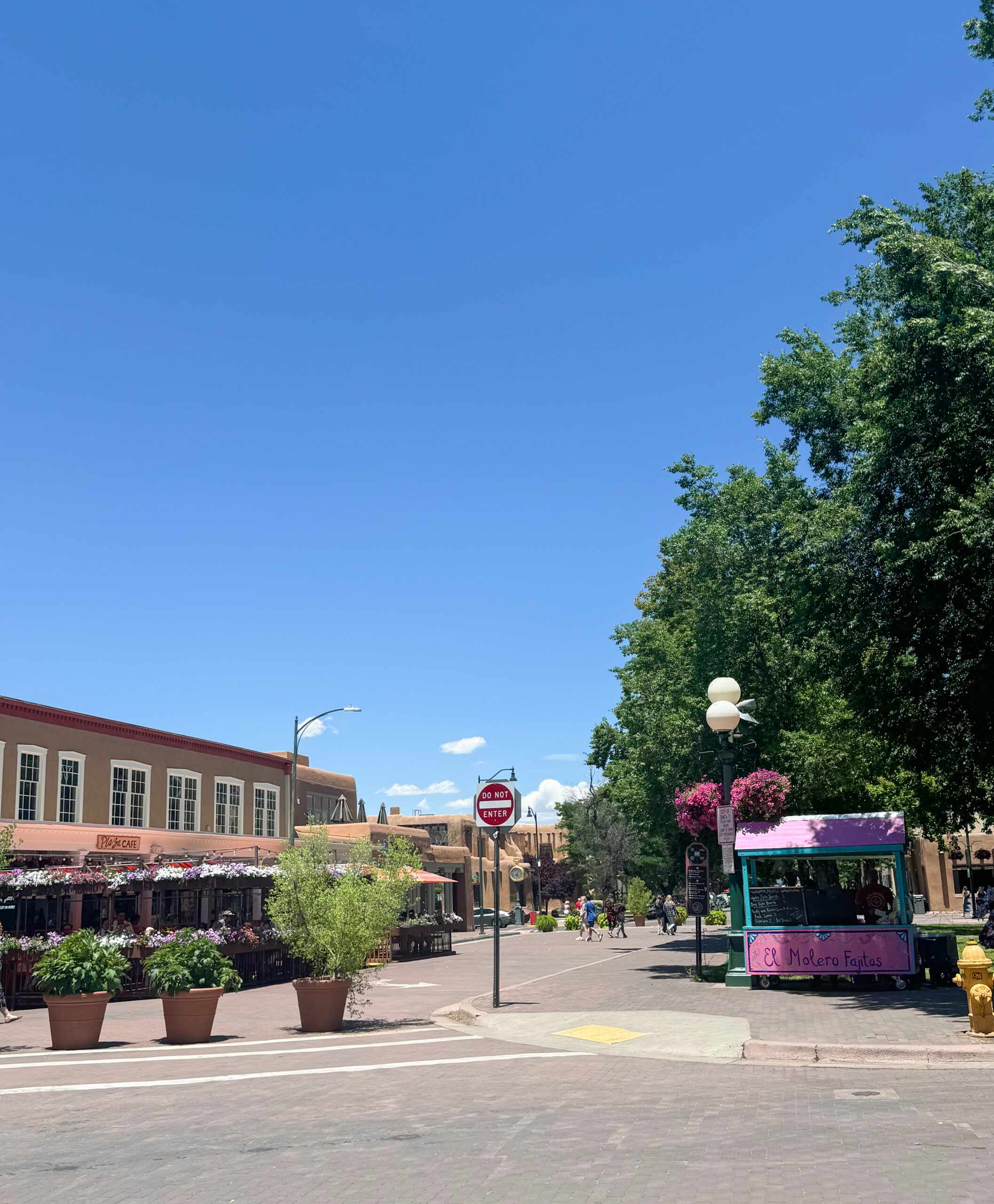 Santa Fe plaza, Albuquerque to Santa Fe day trip